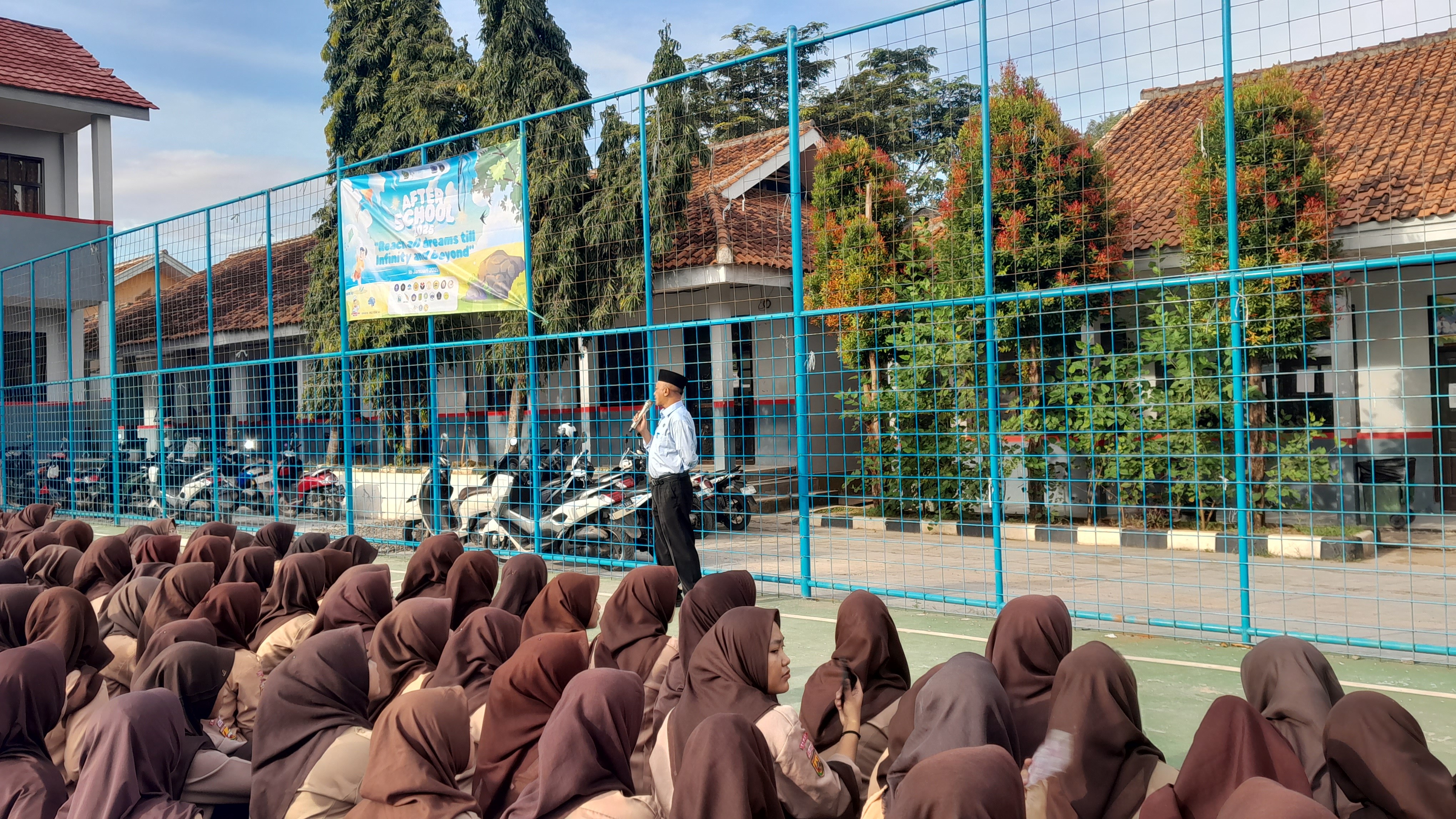 Waka Kurikulum MAN 5 Bogor Resmi Membuka Kegiatan After School