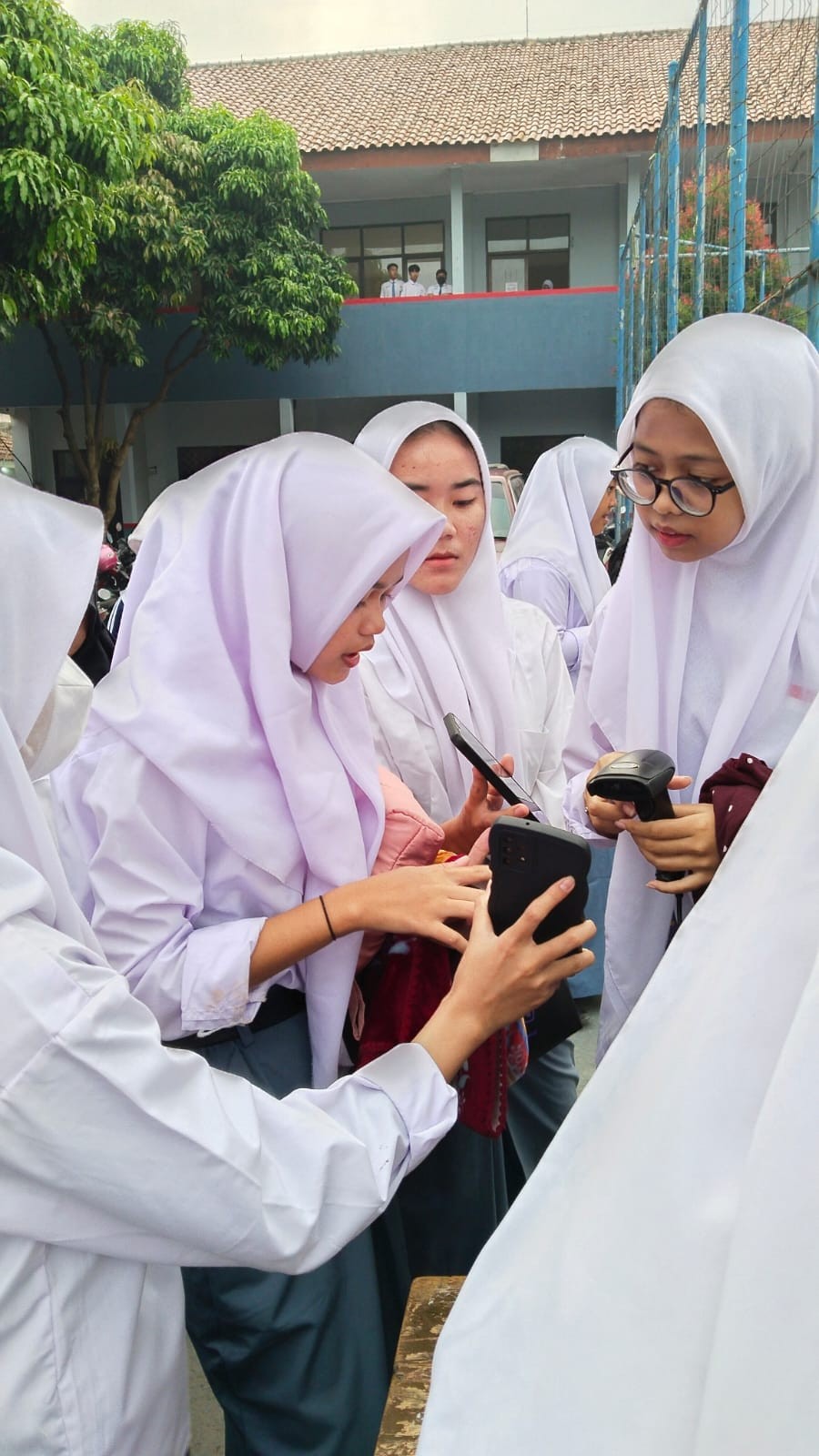 ABSEN_DUA.jpg