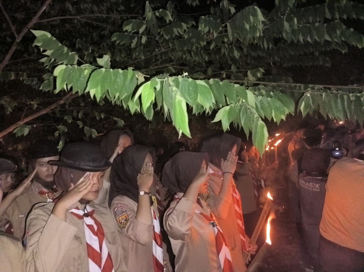 Pawai Obor di Parungpanjang, Pramuka MAN 5 Bogor Turut Doakan Para Pahlawan