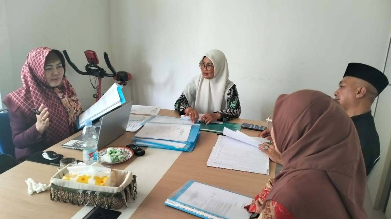 Pengawas Bina KKM MAN 5 Bogor Berikan Pembinaan Tindak Lanjut RADINTAP