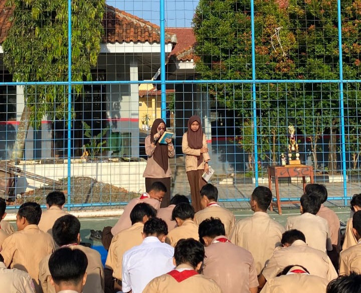 Tumbuhkan Minat Baca dan Refleksi Diri, MAN 5 Bogor Gelar Kegiatan SERASI (Selasa Literasi)