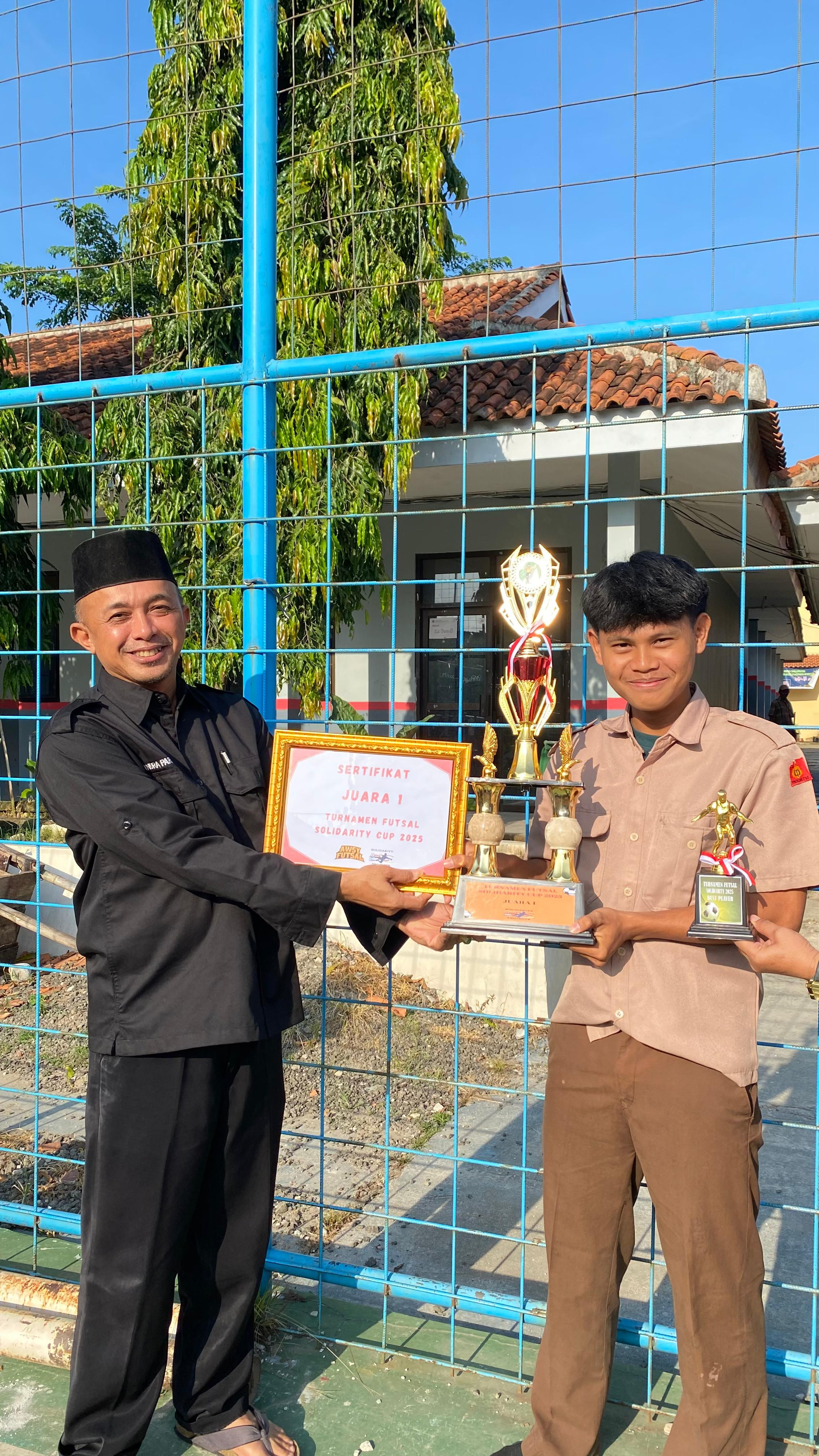 Tim Futsal MAN 5 Bogor Raih Juara 1 pada Turnamen Solidarity Cup 2025