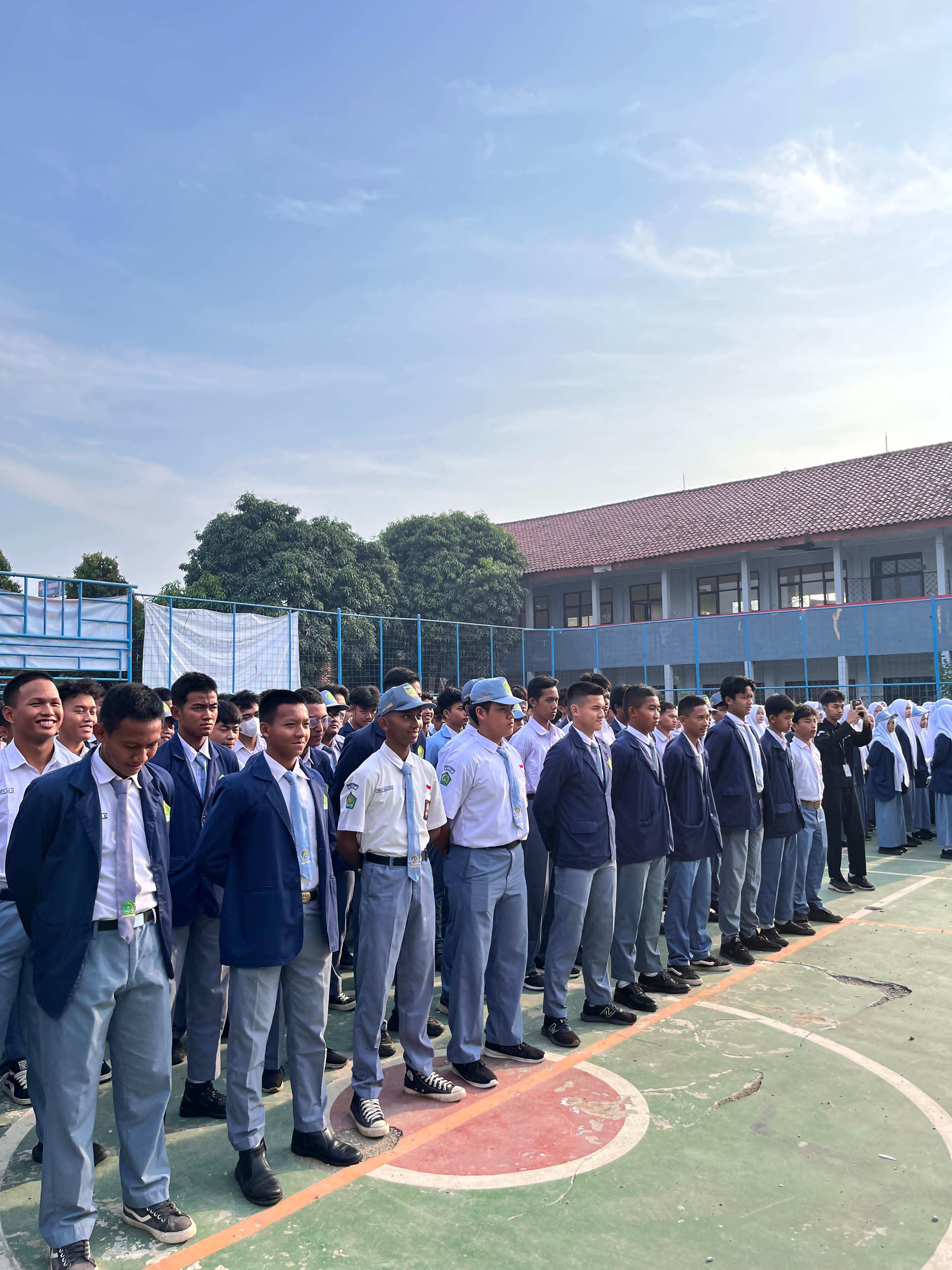 Upacara Bendera: Bentuk Pembinaan Kedisiplinan di MAN 5 Bogor