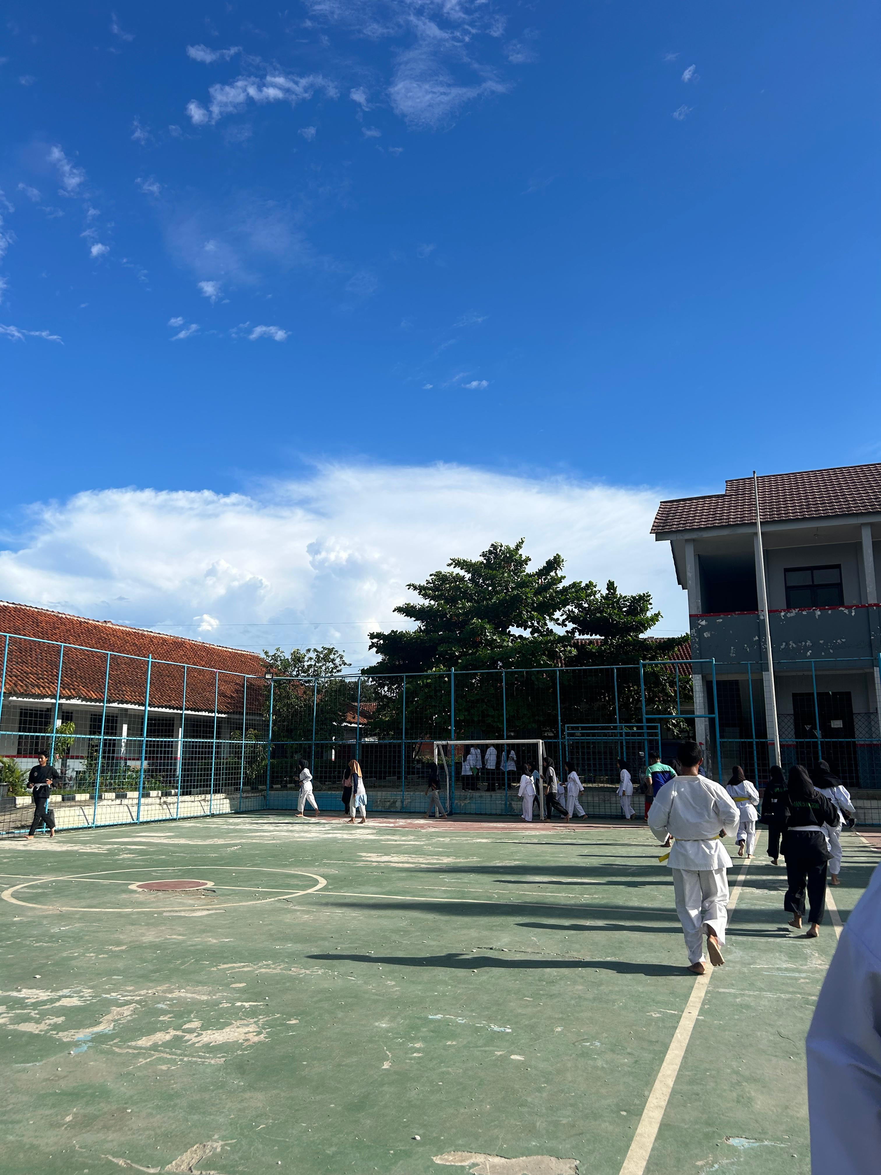 KARATE MAN 5 BOGOR GELAR UJIAN KENAIKAN SABUK, WUJUDKAN SEMANGAT JUANG DAN KEDISIPLINAN