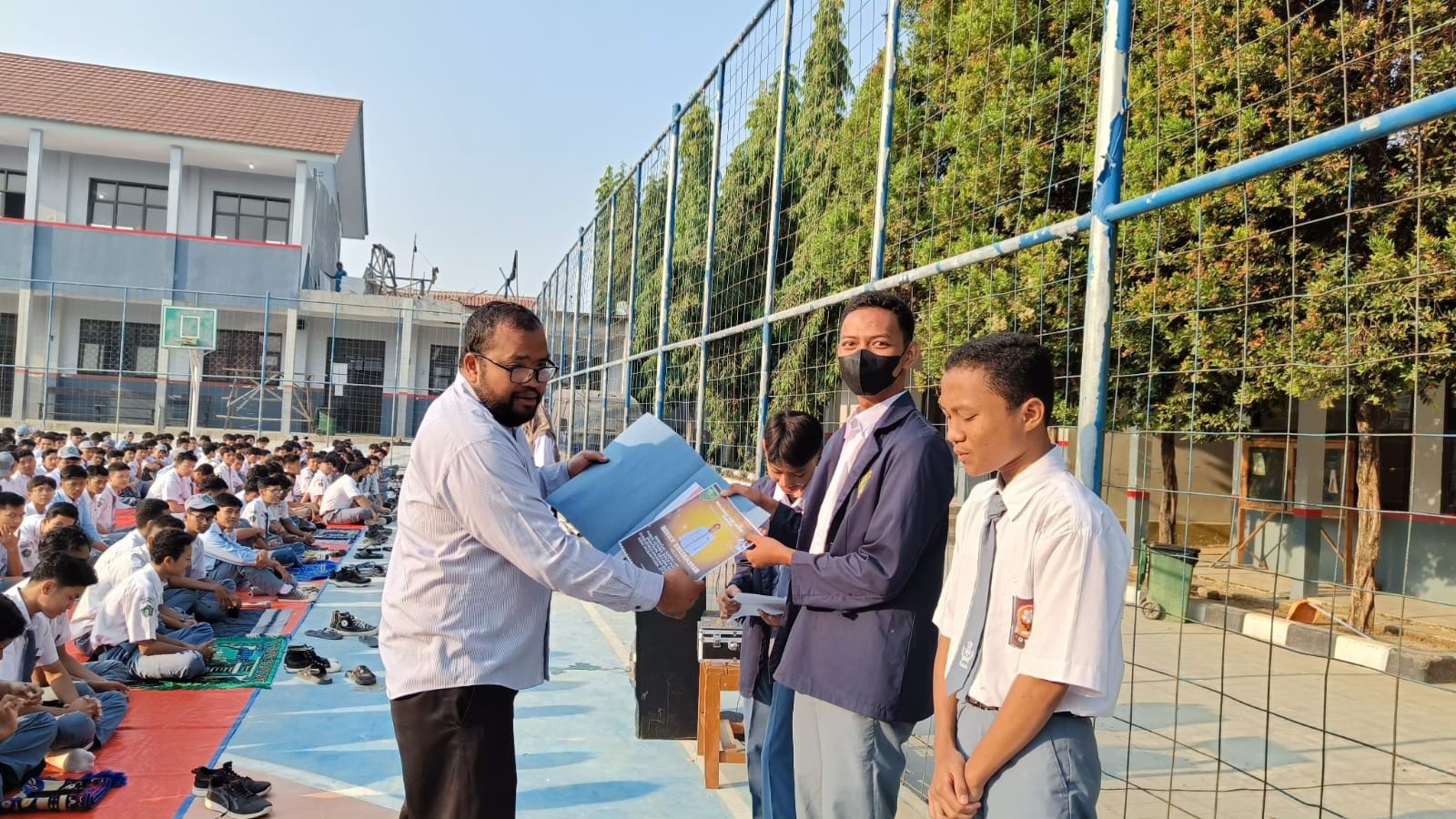 TIGA ORANG SISWA MAN 5 BOGOR BERHASIL MERAIH JUARA LOMBA