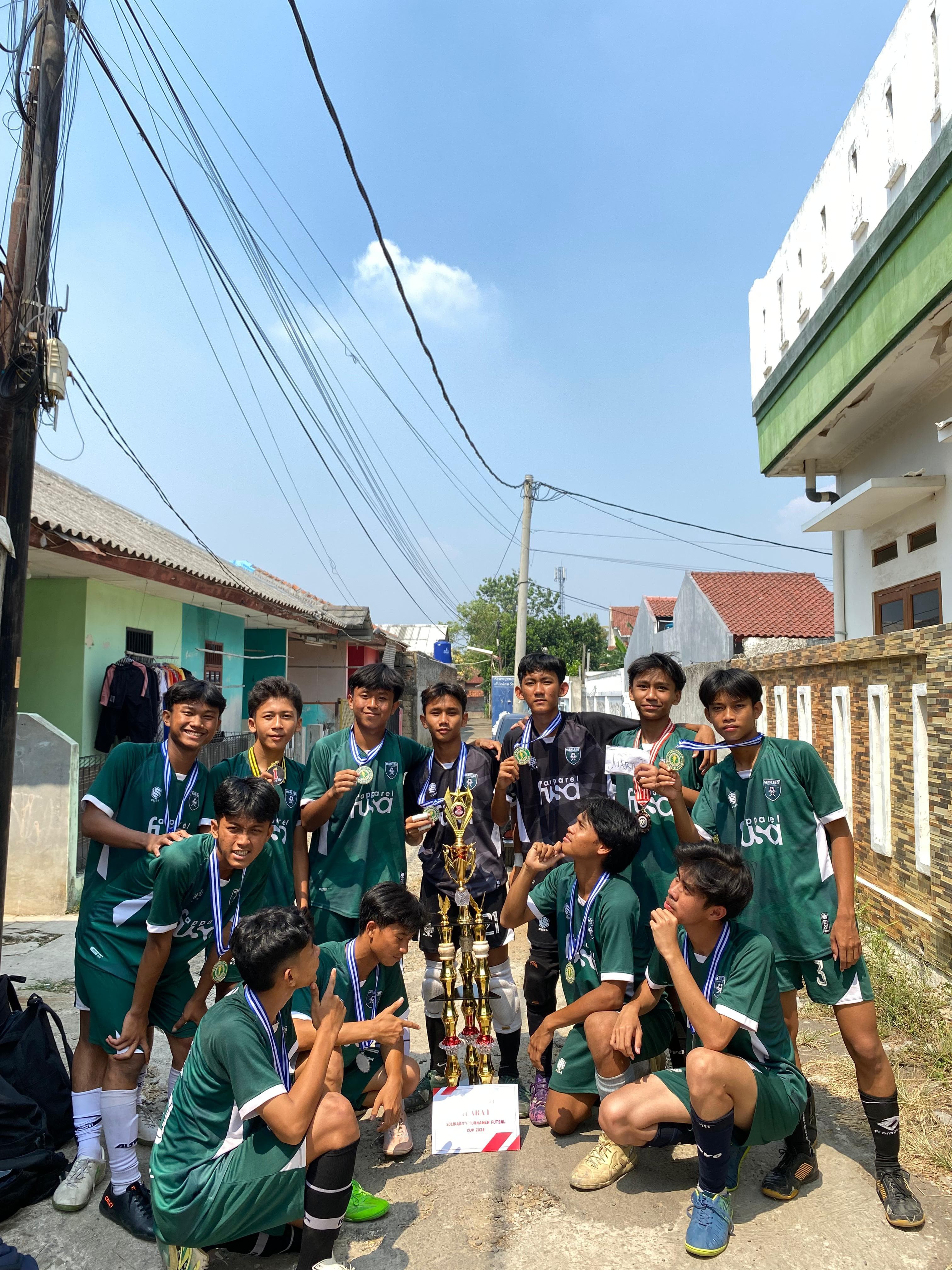 futsal_jongkok.jpeg